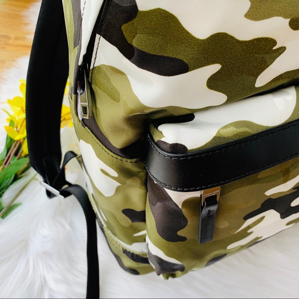 MICHAEL KORS KENT CAMO OLIVE GREEN BACKPACK NYLON - Picture 8 of 8